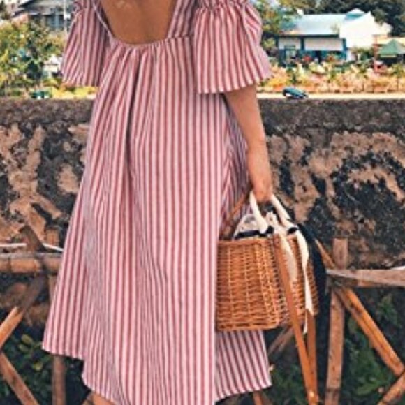 Neiman Marcus Natural Handwoven Wicker Handbag - Picture 2 of 6